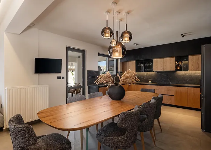Mossa Concept Villas - Heated Pool