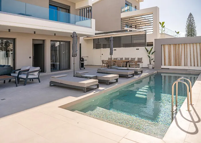 Mossa Concept Villas - Heated Pool